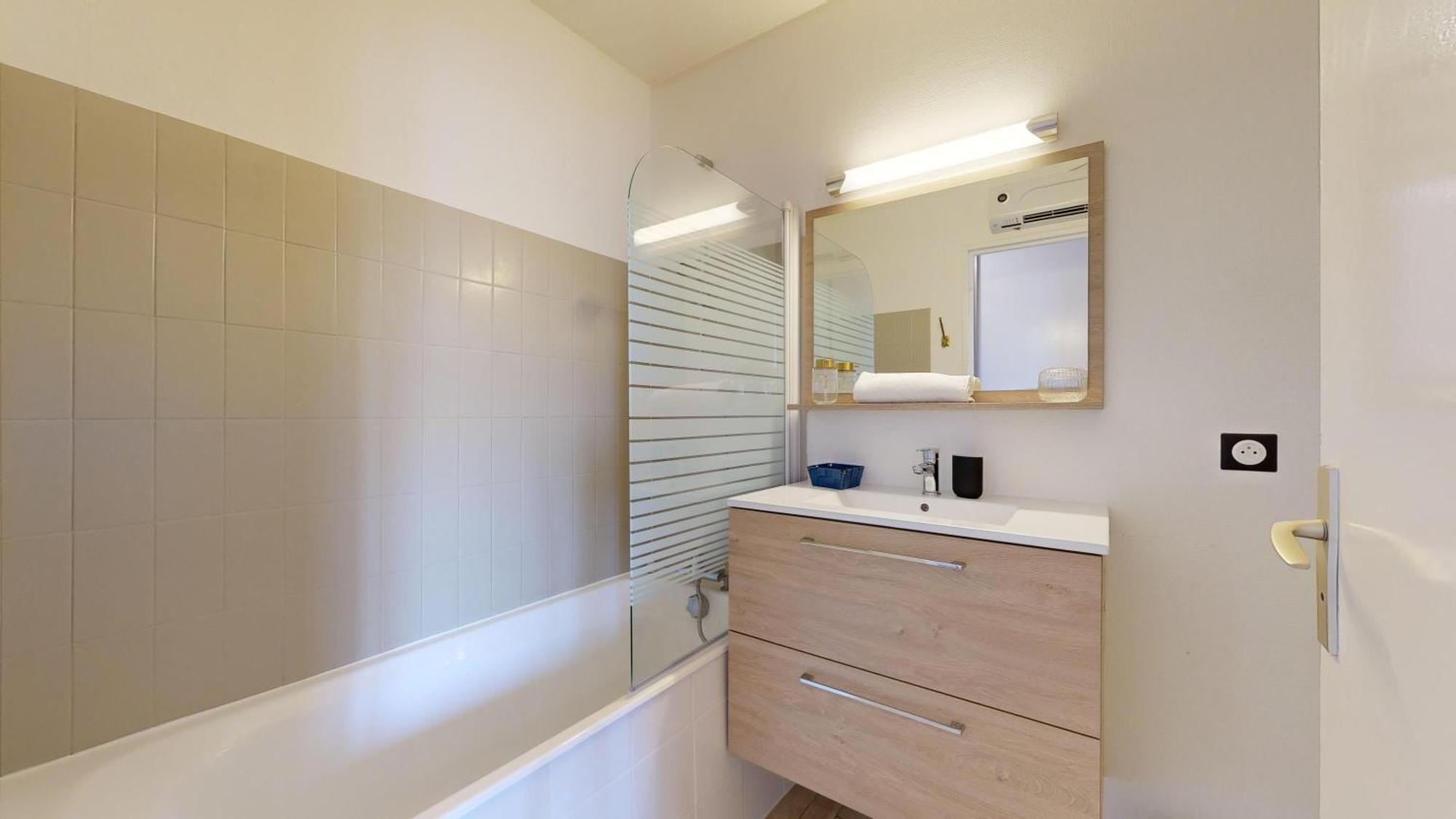 Expat Renting - L'Orient Express - Parking - Wifi Apartment Тулуза Екстериор снимка